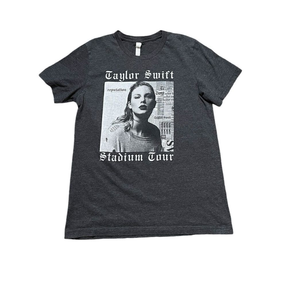 TAYLOR SWIFT REPUTATION STADIUM TOUR T-SHIRT SIZE MEDIUM